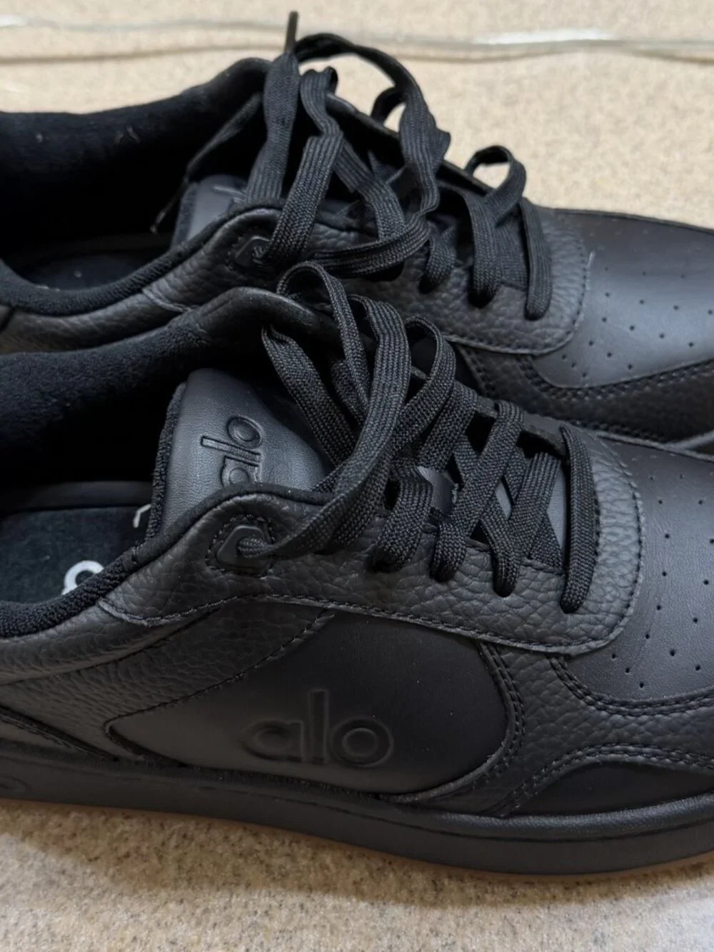 Black ALO size 7.5 Men size 9 Women Unisex Sneakers New without box or tags